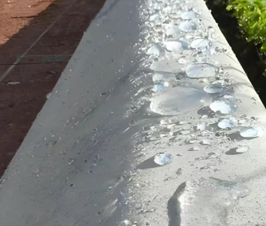 焉耆硅烷浸渍涂料在混凝土保护中的应用