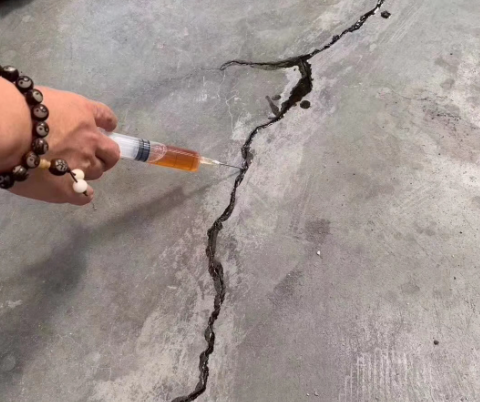 焉耆混凝土裂缝修补技术详解​